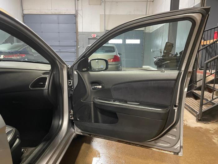 2013 chrysler 200 limited with 167553 miles for sale near elk-river, minnesota d3d4fbdce477465aa5e9c2a5979e3662.jpg