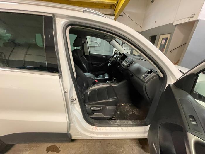 2009 volkswagen tiguan se with 243196 miles for sale near elk-river, minnesota d41b75f740b14781856559437001b5d2.jpeg