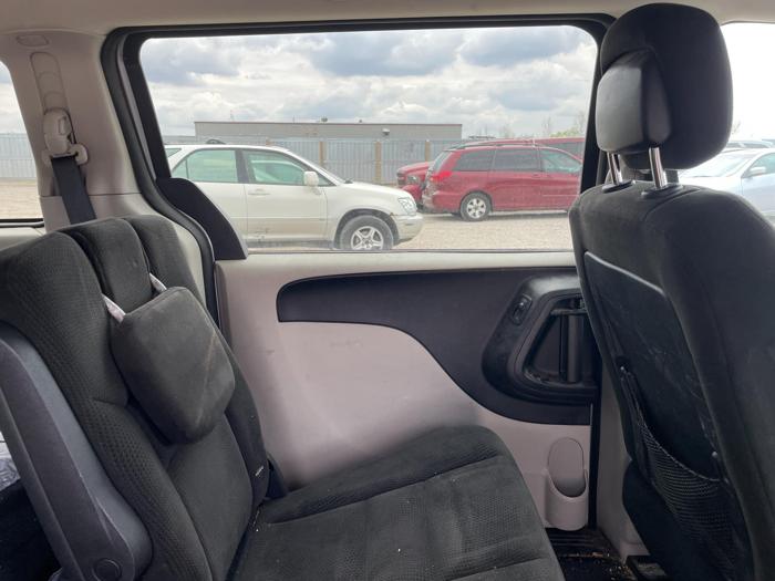2015 dodge grand-caravan sxt with 308331 miles for sale near elk-river, minnesota d44baebefbb6462daa581864d276cf7c.jpg