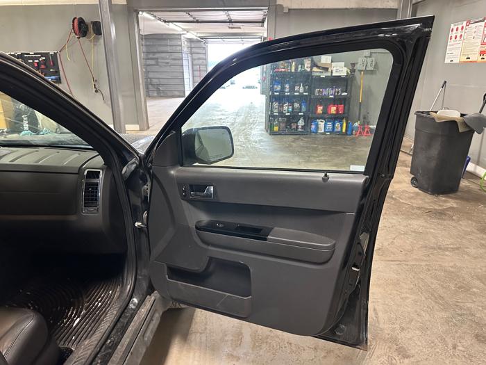 2008 ford escape limited-4wd with 128531 miles for sale near elk-river, minnesota d4574ac2199549b4bd8d82bcf6a01777.jpeg