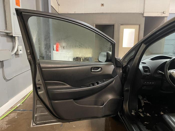 2015 nissan leaf sl with 82254 miles for sale near elk-river, minnesota d459534561d54332a2fb51d9627dc19b.jpg