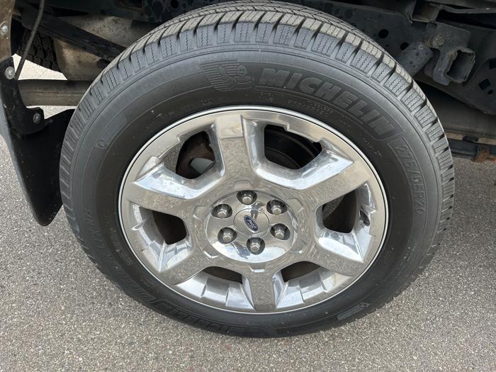 2014 ford f-150 fx4-supercrew-5.5-ft.-bed-4wd with 139746 miles for sale near burnsville, minnesota d467a5cb82674d7eab1370db3e28f1f8.jpeg