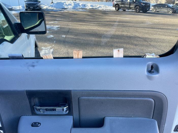 2005 ford f-150 xlt with 274535 miles for sale near fridley, minnesota d471b62fbeb648cb94d6d4c584a0a44f.jpeg