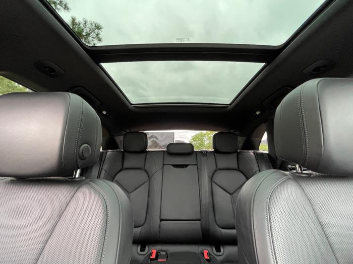 2015 porsche macan s with 61191 miles for sale near eden-prairie, minnesota d47971e0d87d46a9874e68a91a2c36ca.jpeg