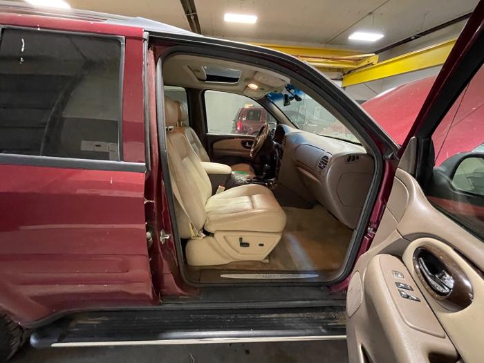 2006 buick rainier cxl-awd with 218269 miles for sale near elk-river, minnesota d49463238faa4479986eb62bd9b4560b.jpeg