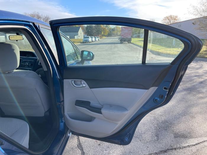 2014 honda civic lx-sedan-cvt with 139952 miles for sale near elk-river, minnesota d4a64e3622c348f680a2ef8b3dfb9f6d.jpeg