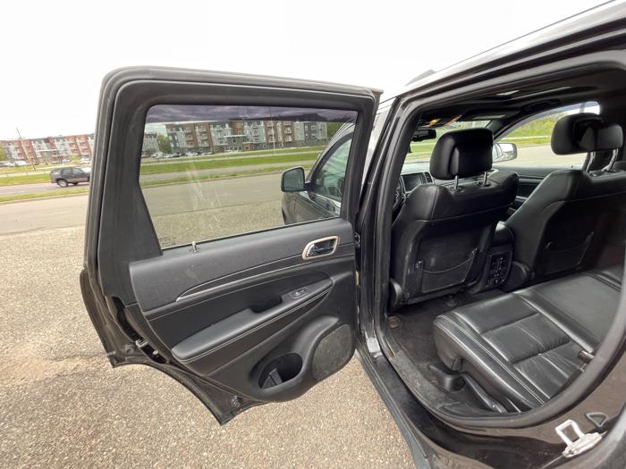 2015 jeep grand-cherokee limited-4wd with 159264 miles for sale near elk-river, minnesota d4a9e35f34d04e43a003f0aa328122f2.jpeg