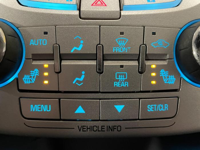 2014 chevrolet equinox ltz with 192274 miles for sale near elk-river, minnesota d4dc3930002e41239f3615b1750440bb.jpg