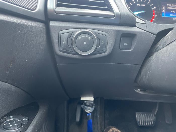 2013 ford fusion se with 214993 miles for sale near burnsville, minnesota d4e872f252fe42bdb0fb102bbf638064.jpeg