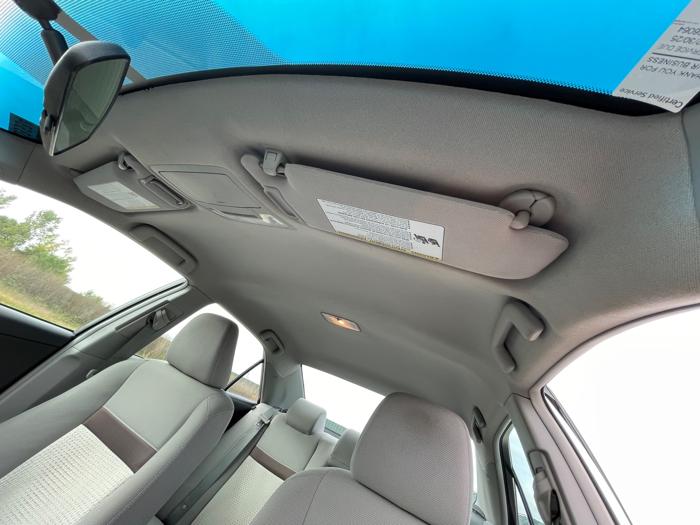 2012 toyota camry se with 161622 miles for sale near elk-river, minnesota d4ec8e2cf1774360ae48a4487848683c.jpeg