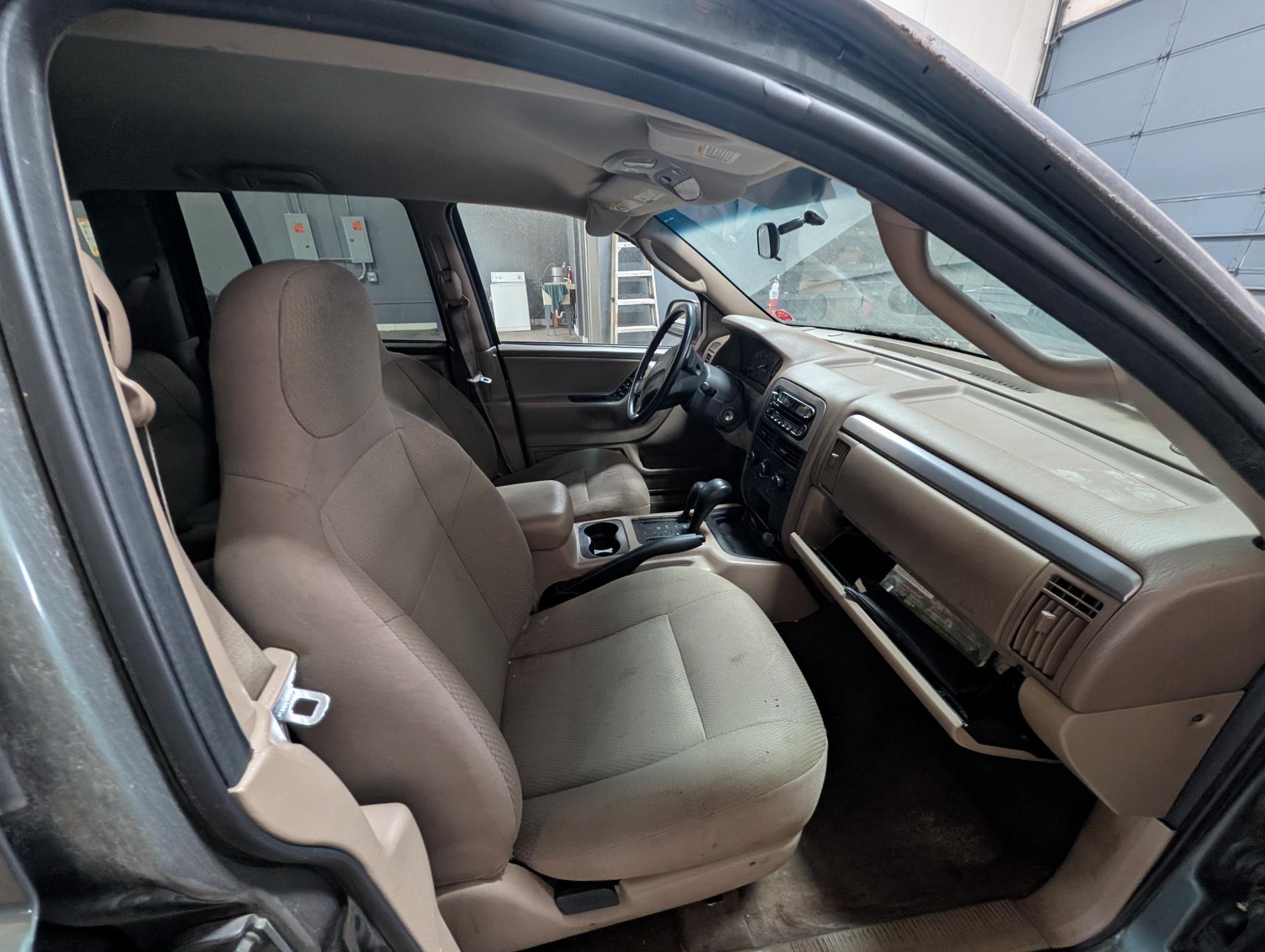 2004 jeep grand-cherokee laredo-4wd with 184162 miles for sale near elk-river, minnesota d4ef74ee862846bca4a32cd8e8163aaa.jpg