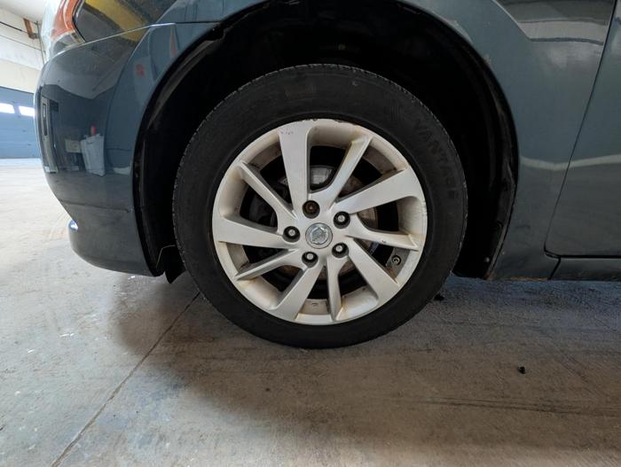 2013 nissan sentra s-6mt with 189525 miles for sale near elk-river, minnesota d4fe511c97c84b468885468cf44ced46.jpg