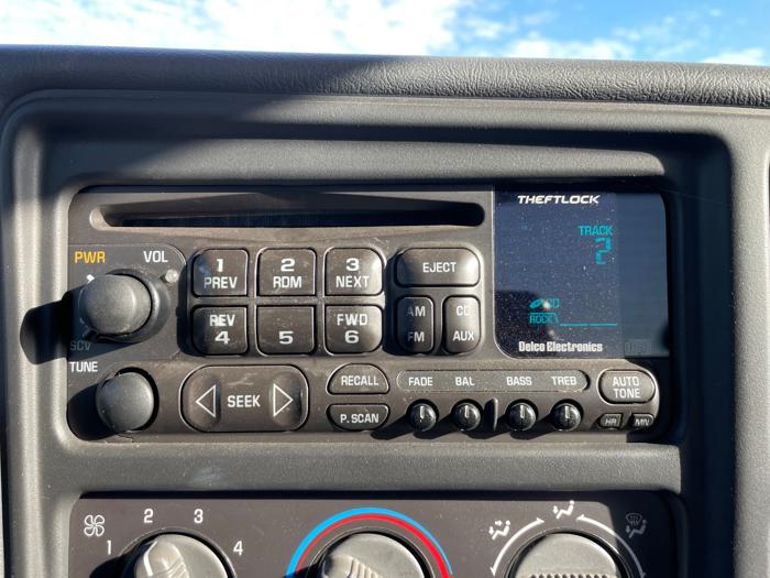 2000 chevrolet silverado-1500 ls-ext.-cab-3-door-long-bed-4wd with 134372 miles for sale near elk-river, minnesota d50cb6c24bd642e19cdf473844b20c5d.jpeg