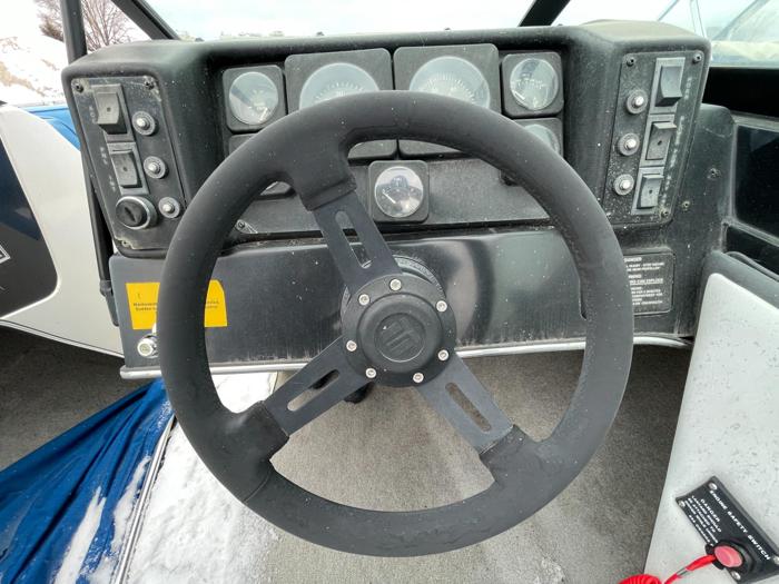 1989 glastron 18-ft for sale near elk-river, minnesota d5126f87a27943f8ac271538f8b565eb.jpg