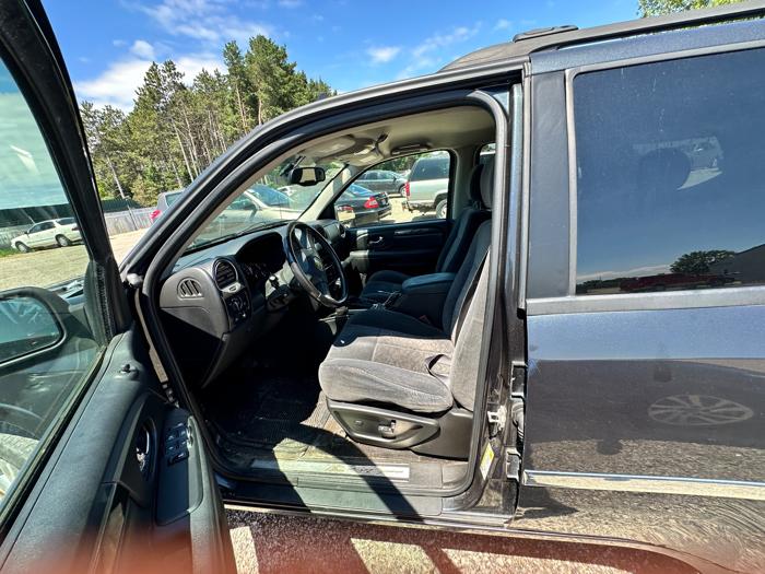 2006 gmc envoy sle-4wd for sale near elk-river, minnesota d525402ea4104d3e8fdbb04395dbbfaa.jpeg