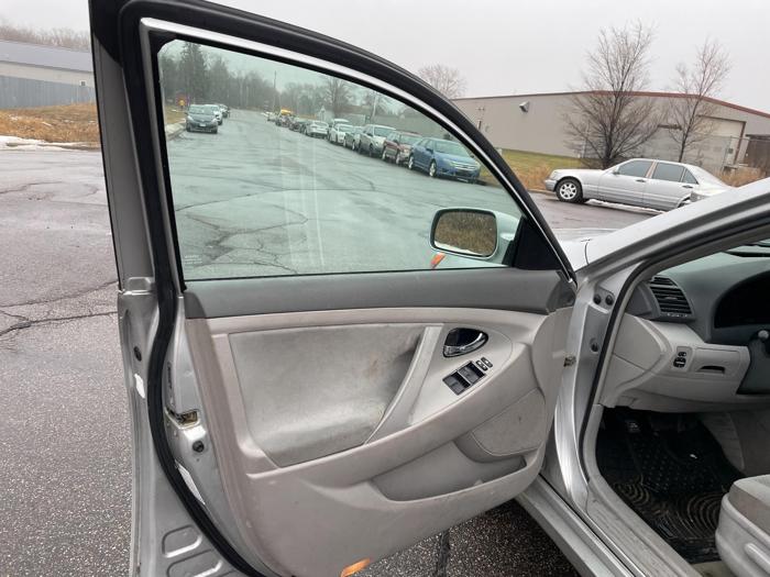 2008 toyota camry with 220493 miles for sale near elk-river, minnesota d5324d309d01456a8f0abe12416e1cd4.jpg