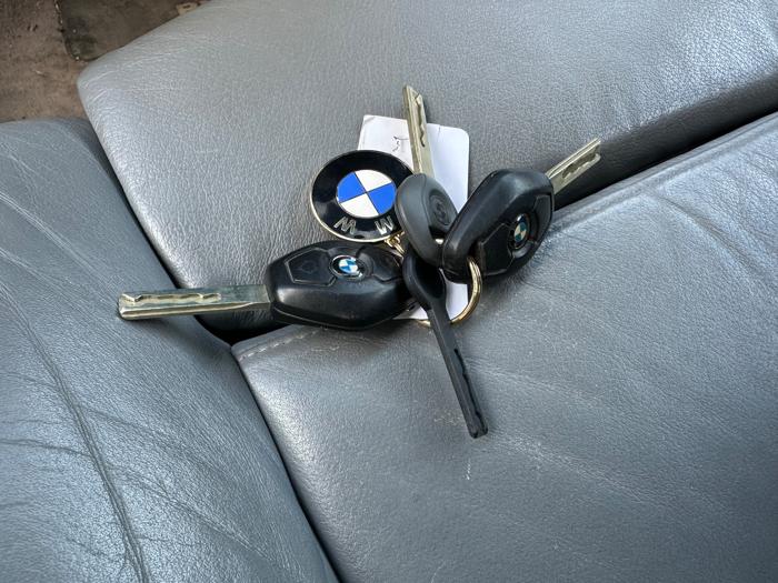 2000 bmw 3-series 323ci-convertible with 56001 miles for sale near elk-river, minnesota d533c74a7a0145a6b9719a95028ba99f.jpeg