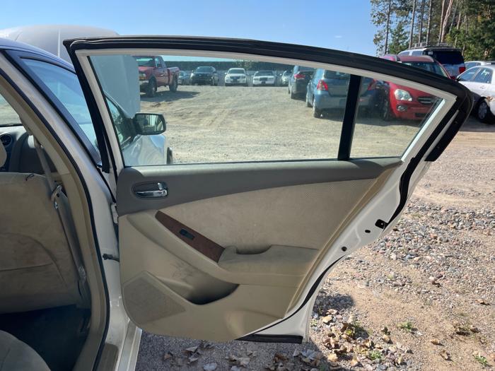 2007 nissan altima 2.5-s with 152254 miles for sale near elk-river, minnesota d538bb2dd5a14c3291175badc067d789.jpeg