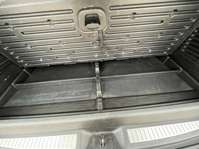 2016 chevrolet suburban ltz-4wd with 192009 miles for sale near alexandria, minnesota d544374ef6364d499cd09772425a4e92.jpeg