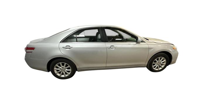 2011 toyota camry xle-v6-6-spd-at with 103555 miles for sale near elk-river, minnesota d5b42404bea8495dacc98b3665ccbd2f.jpg
