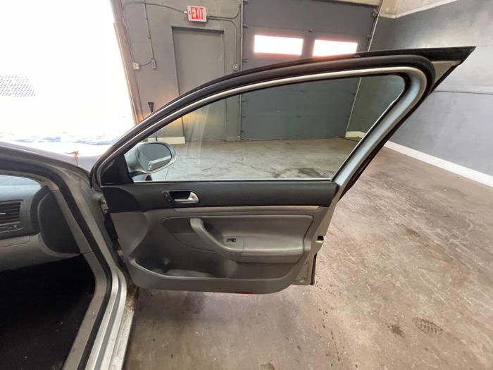 2007 volkswagen jetta 2.5l with 207061 miles for sale near elk-river, minnesota d5c245e60bf145febe6a7de027a87663.jpeg