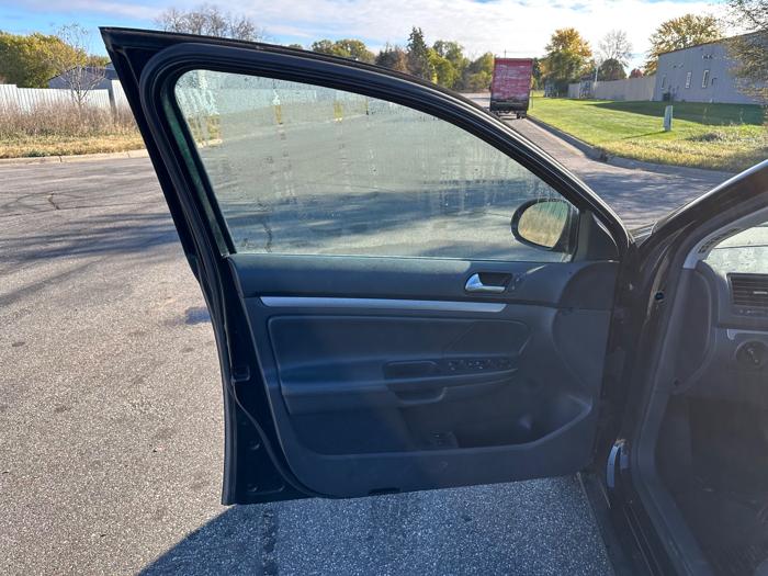 2009 volkswagen jetta se with 123370 miles for sale near elk-river, minnesota d5f1565c260e48c080f5e33717db3063.jpeg