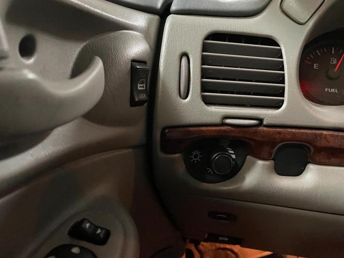 2003 chevrolet impala with 178746 miles for sale near elk-river, minnesota d5f643c4411d458aa4340da0b6e0d4e9.jpg