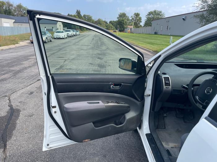 2007 toyota prius touring with 213965 miles for sale near elk-river, minnesota d60fd4dde5d7420eaa6ba32440a76bc5.jpeg