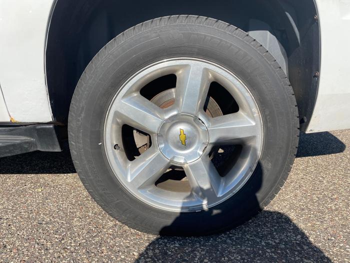 2007 chevrolet suburban lt1-1500-4wd with 255688 miles for sale near fridley, minnesota d628612858164bda8dd99f47e3e122ce.jpeg