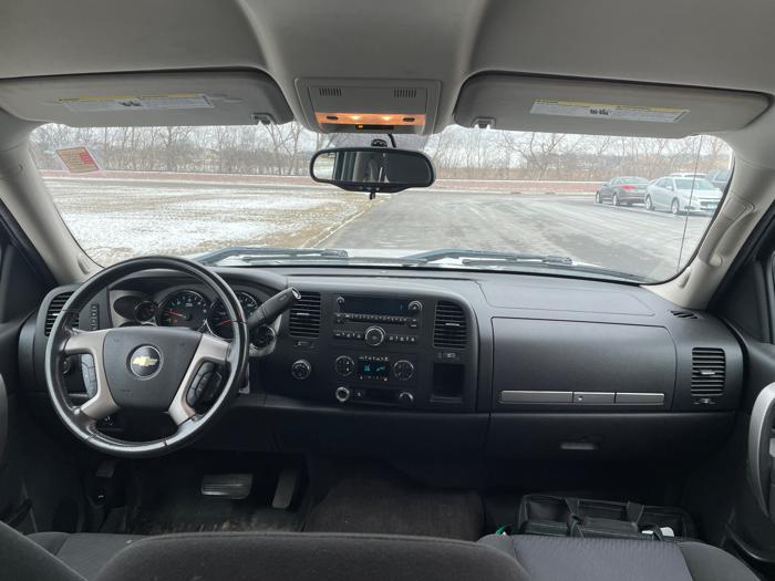 2010 chevrolet silverado-1500 lt1-crew-cab-4wd with 141952 miles for sale near rochester, minnesota d6894d559a124556a1400a646939cf28.jpeg