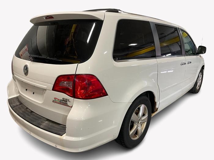 2010 volkswagen routan premium with 140982 miles for sale near elk-river, minnesota d6d4328e3a1e488fb347585fd6c4fa1b.jpg