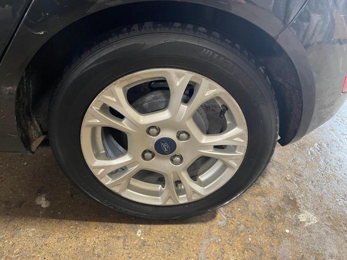2014 ford fiesta se with 102610 miles for sale near elk-river, minnesota d6d4fac7f21747578548ea730540268b.jpg