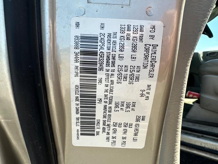 2005 chrysler town-&-country touring with 175445 miles for sale near elk-river, minnesota d6e0abe7f4fd49159535a510d0d99596.jpeg