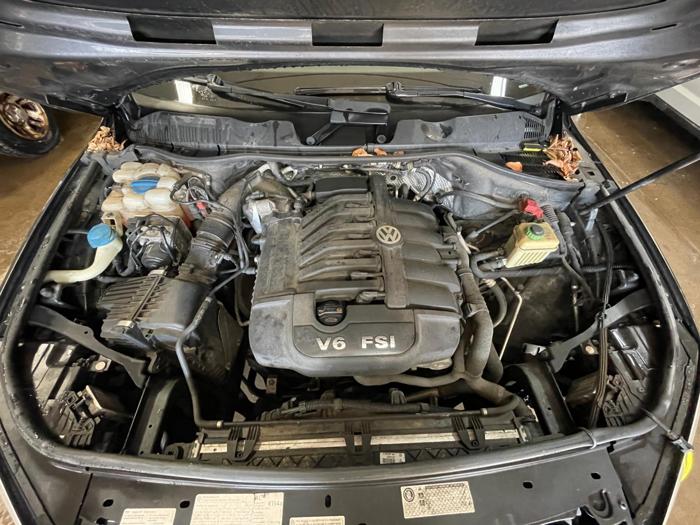2012 volkswagen touareg lux with 249274 miles for sale near elk-river, minnesota d706bd0a17a04504b49d0452acc25d88.jpg