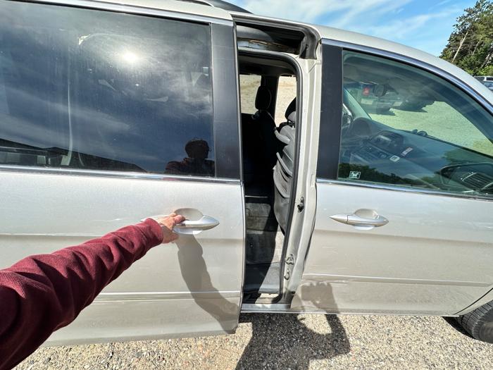 2005 honda odyssey ex-l with 152682 miles for sale near elk-river, minnesota d70af2e3838a4ace8c7e220ab213e40d.jpeg