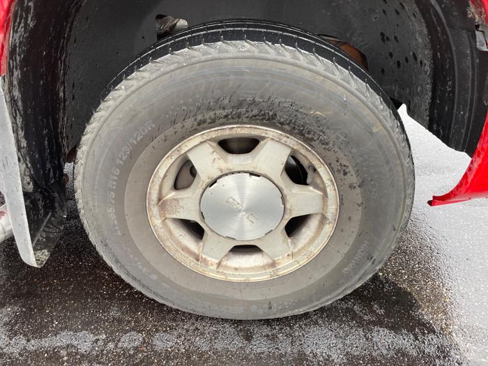 2004 gmc sierra-1500 work-truck-ext.-cab-short-bed-4wd with 154414 miles for sale near elk-river, minnesota d74f82ff7ce54b18838ccbfce585fafb.jpeg