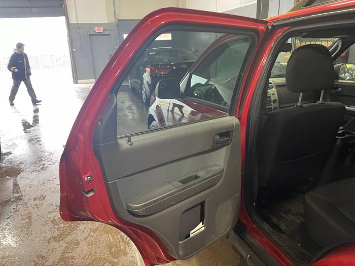 2011 ford escape xlt with 133777 miles for sale near elk-river, minnesota d7688a62b1664f6eb2df9bc25c95942c.jpg