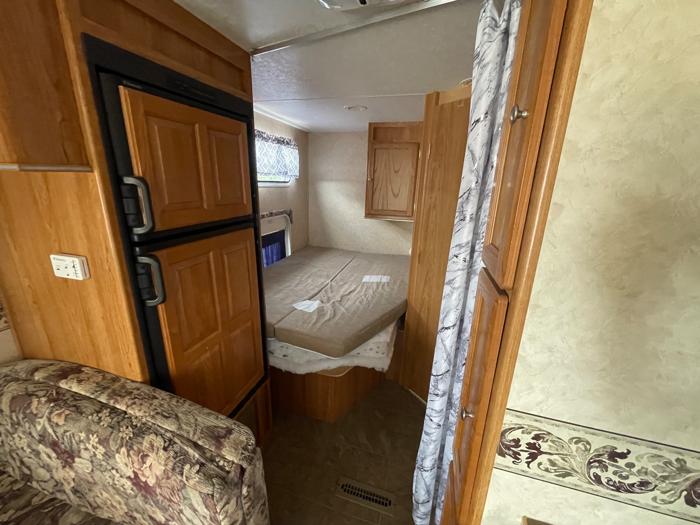 2006 r-vision trl - for sale near elk-river, minnesota d76ce991224d430eaaf479760f2ae6cc.jpeg
