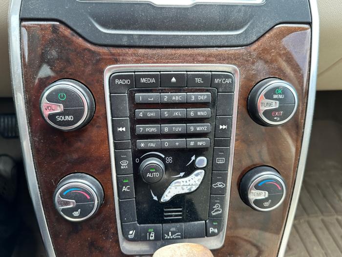 2012 volvo xc70 3.2-premier with 163464 miles for sale near elk-river, minnesota d77866f5f6d74c78977e6bc1a35d89f2.jpeg