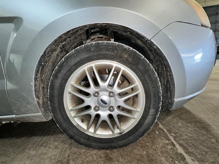 2009 ford focus se-sedan with 189163 miles for sale near elk-river, minnesota d7a5210b092740e09d07e8774ef3521b.jpeg