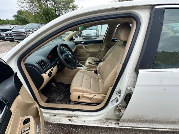 2007 volkswagen jetta wolfsburg-edition with 201646 miles for sale near elk-river, minnesota d80f61cb6e574ae9a310018c47b77901.jpeg