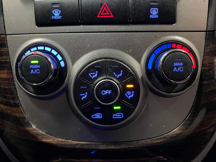 2010 hyundai santa-fe gls with 218154 miles for sale near elk-river, minnesota d8154decb3e5443dbb488249203ff2fb.jpg