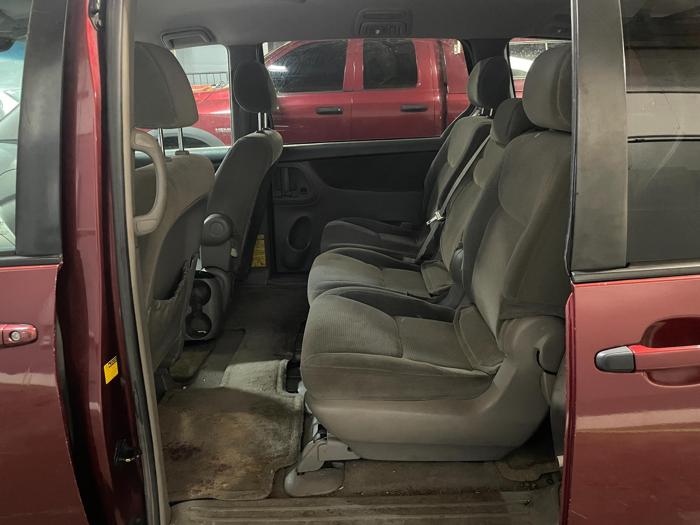 2004 toyota sienna ce with 237320 miles for sale near elk-river, minnesota d81c161f11a444e7b5bef235112c83bf.jpg