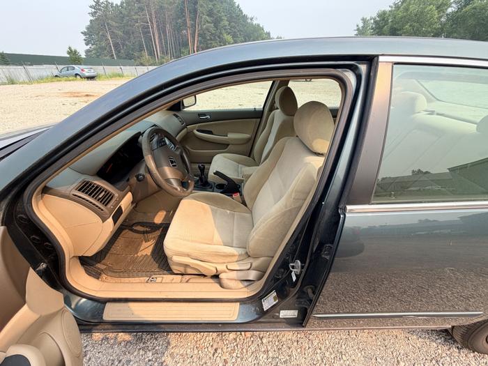 2004 honda accord lx-sedan with 243819 miles for sale near elk-river, minnesota d83220fb89694660bb627b02cc96471a.jpeg