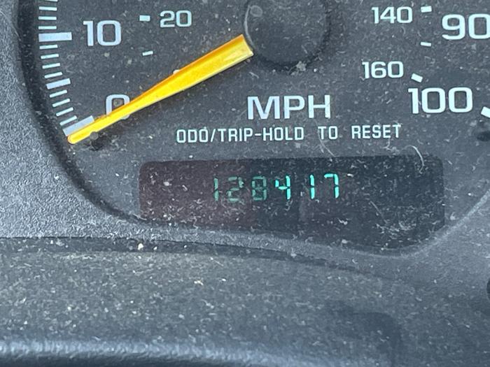 2000 chevrolet blazer ls-4-door-4wd for sale near elk-river, minnesota d83f9324f5c54af48797eba7cb4ca861.jpeg