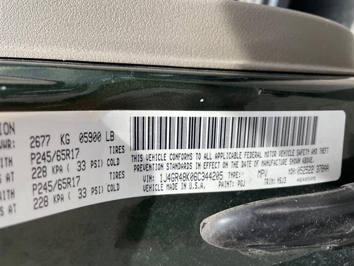 2006 jeep grand-cherokee laredo-4wd with 232265 miles for sale near spring-lake-park, minnesota d86ab62dec8e4000b4f297e58c4f8d71.jpeg