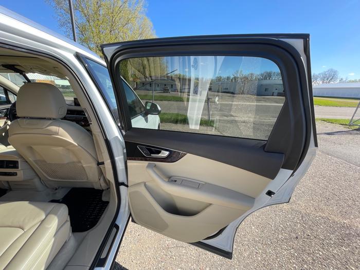 2017 audi q7 3.0-premium-plus-quattro with 116311 miles for sale near annandale, minnesota d8881d828b044982b4626490910cbbd4.jpeg