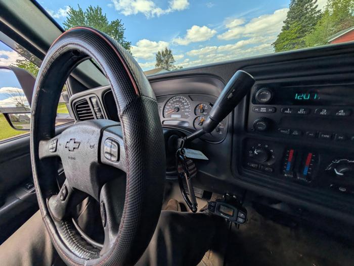 2005 chevrolet silverado-2500hd work-truck-crew-cab-short-bed-4wd with 743212 miles for sale near elk-river, minnesota d8916491664b46e89c170be347fc3496.jpg