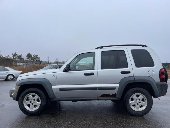 2007 jeep liberty sport with 274034 miles for sale near elk-river, minnesota d8bb06579d654035877add53f010ecba.jpg