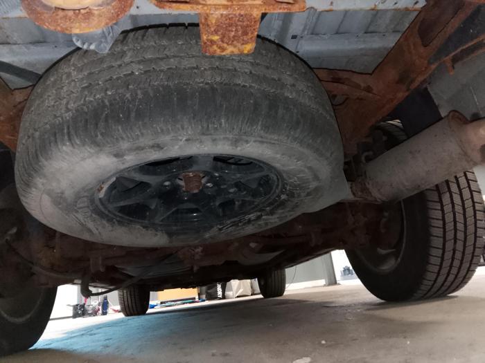 2007 chevrolet avalanche ls-4wd with 228982 miles for sale near elk-river, minnesota d8d2c611f2c645e88bff2cc656270a83.jpg